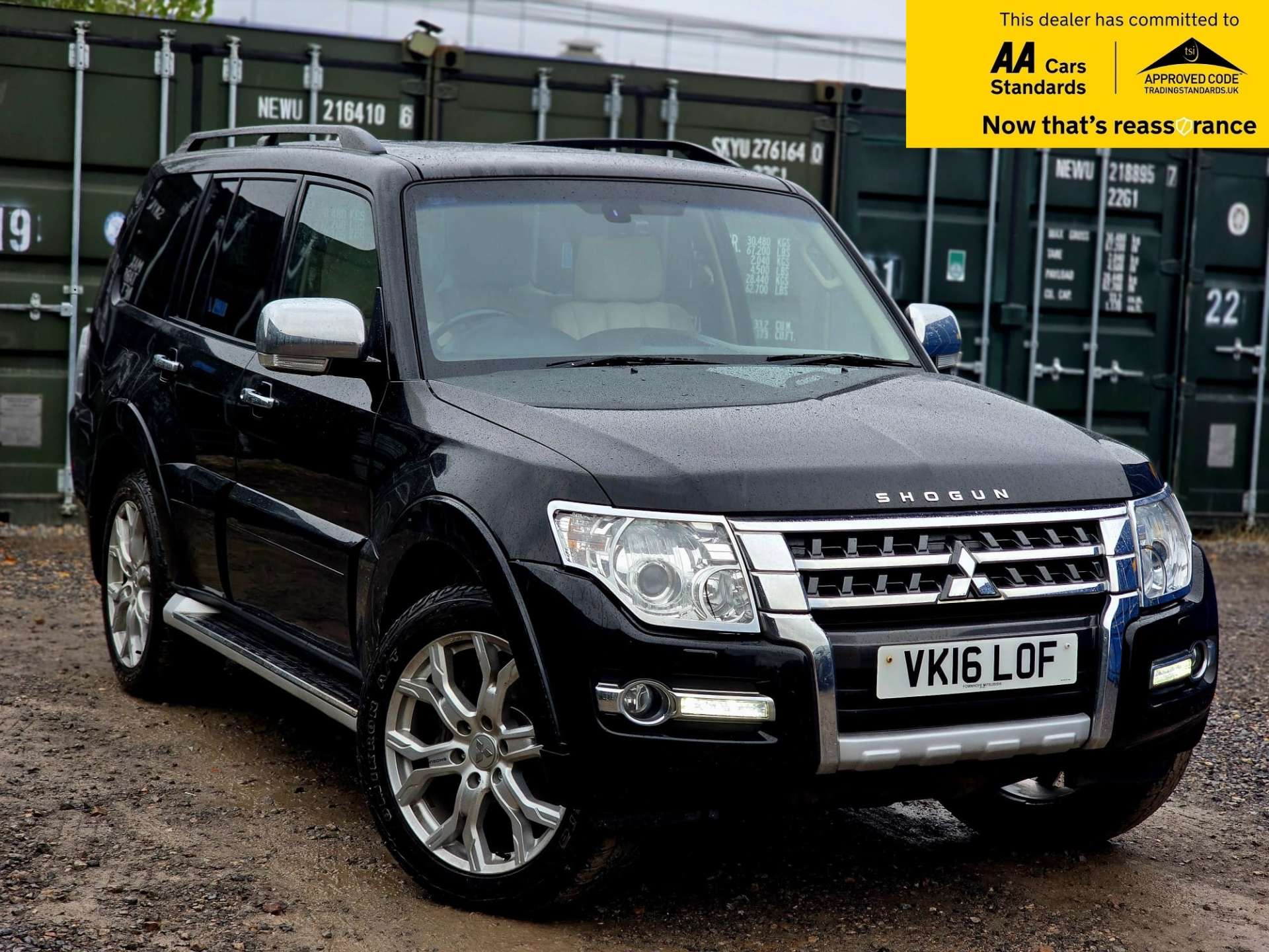 2016 Mitsubishi Shogun SUV